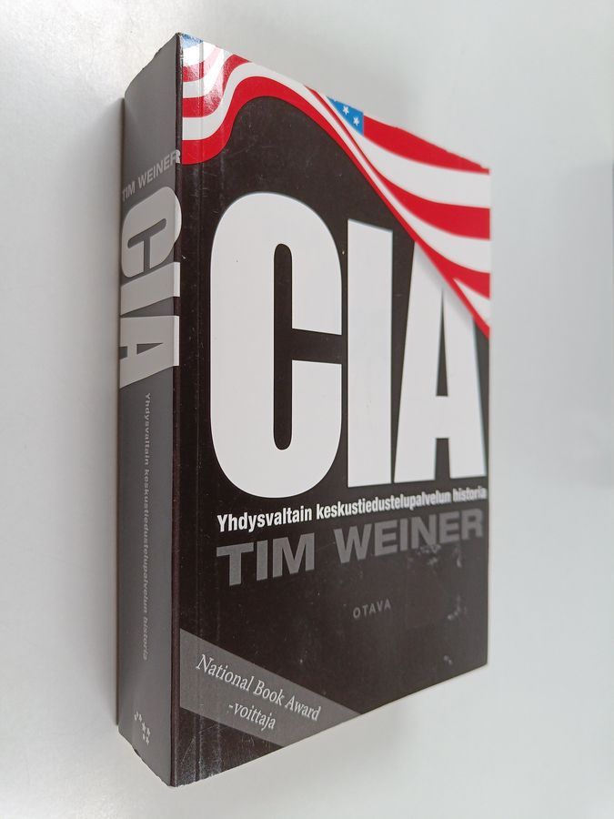 Tim Weiner : CIA : Yhdysvaltain keskustiedustelupalvelun historia