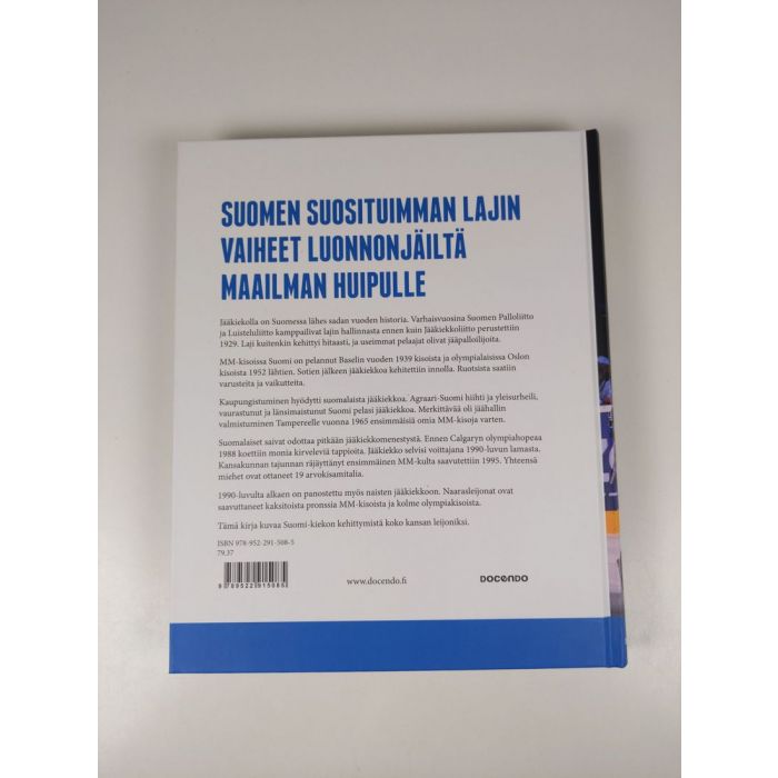 Koko kansan leijonat : Suomi-kiekon historia (UUSI)