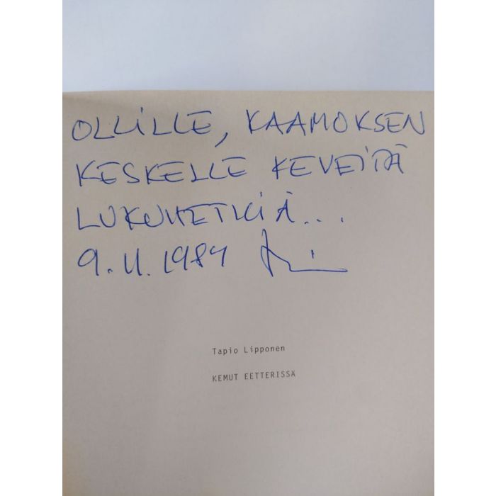 Tapio Lipponen : Kemut eetterissä : musiikin villitsijät vastaan  vallitsijat : tilastoja ja ajatuksia radiomusiikista