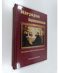 käytetty kirja Kirjojen lumoissa : 30 vuotta yhdessä luettua ja koettua