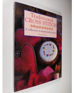 Kirjailijan Dorothy Wood käytetty kirja Traditional cross stitch : a collection of inspirational projects