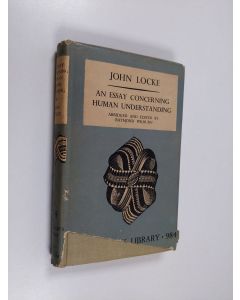 Kirjailijan John Locke käytetty kirja An essay concerning human understanding