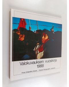 käytetty kirja Valokuvauksen vuosikirja 1988