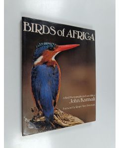 Kirjailijan John Karmali käytetty kirja Birds of Africa