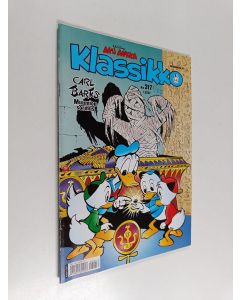 Kirjailijan Walt Disney & Carl Barks käytetty teos Aku Ankka Klassikko 317 1/2022