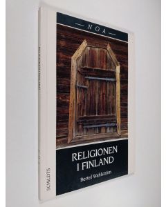 Kirjailijan Bertel Wahlström käytetty kirja Religionen i Finland