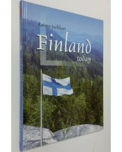 Kirjailijan Raimo Suikkari käytetty kirja Finland today