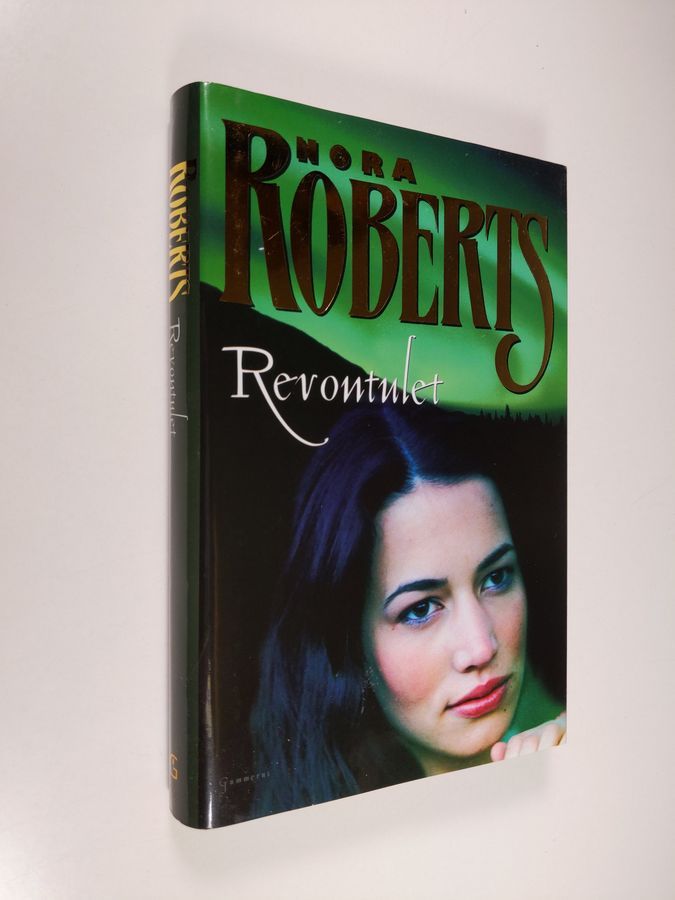 Osta Roberts: Revontulet | Nora Roberts | Antikvariaatti Finlandia Kirja