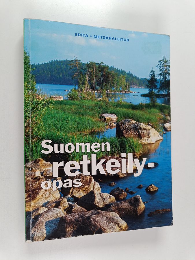 Juhani / Laaksonen Nurmi : Suomen retkeilyopas : retkeilyreittejä ja -alueita, luontopolkuja, erämaa-alueita, kansallispuistoja, luonnonpuistoja, päivätupia, autiotupia, varaustupia, ympäristöä säästävä retkeily