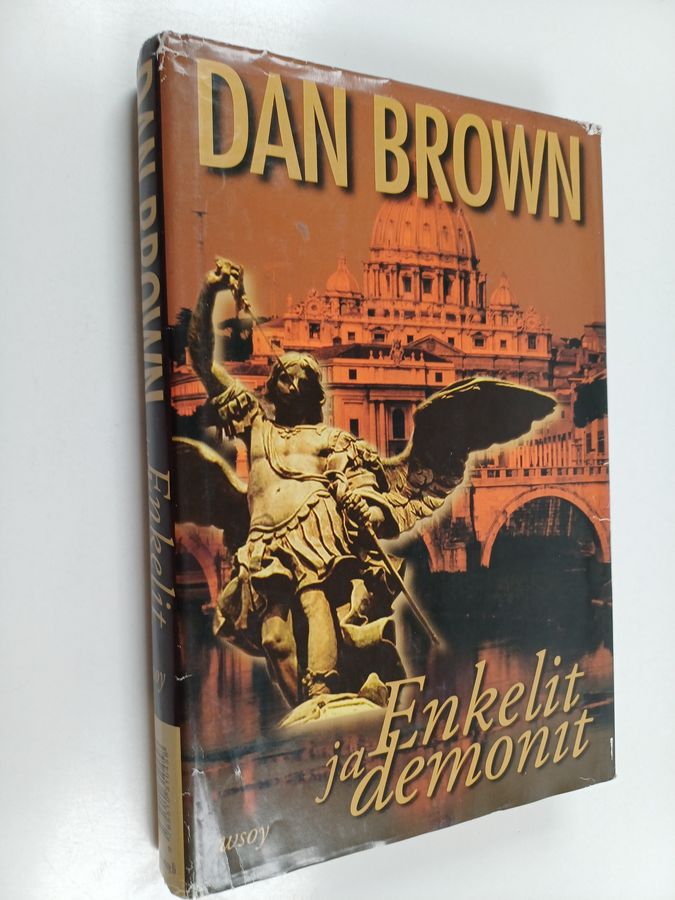 Dan Brown : Enkelit ja demonit