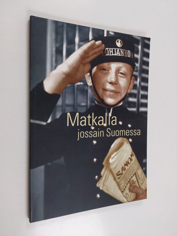 Seppo K. J. Eronen : Mobilia 2000 : matkalla jossain Suomessa